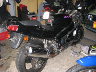 ZXR von hinten seitlich