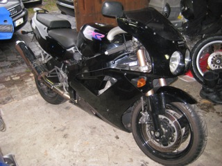 ZXR von vorne seitlich