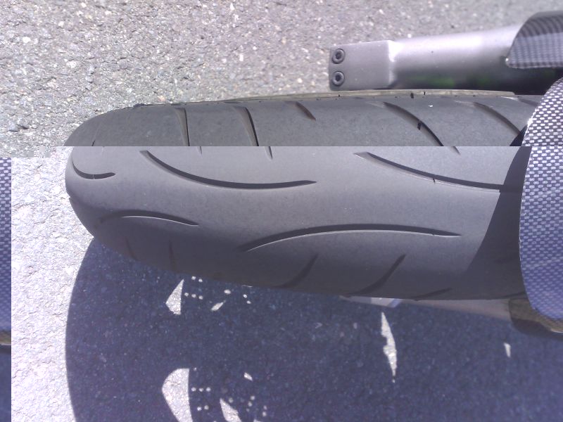 motorrad3 reifen vorne metzeler.jpg