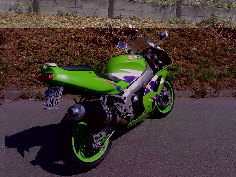 motorrad8 seitenasicht groß rechts hinten.jpg